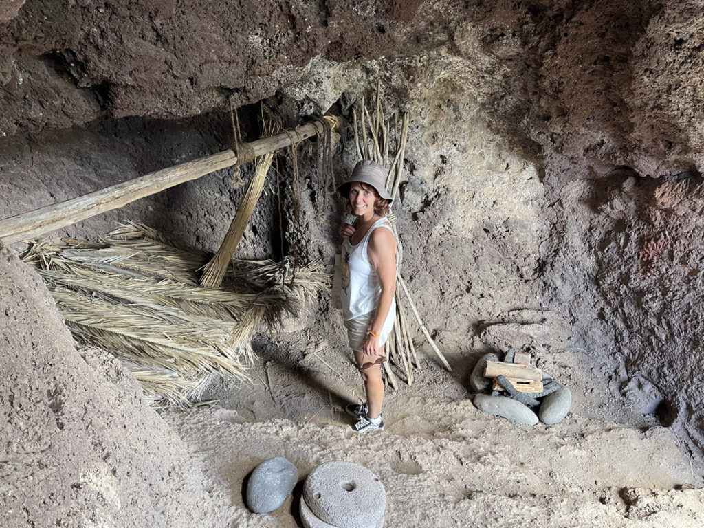 Interior Cueva Cenobio de Valerón