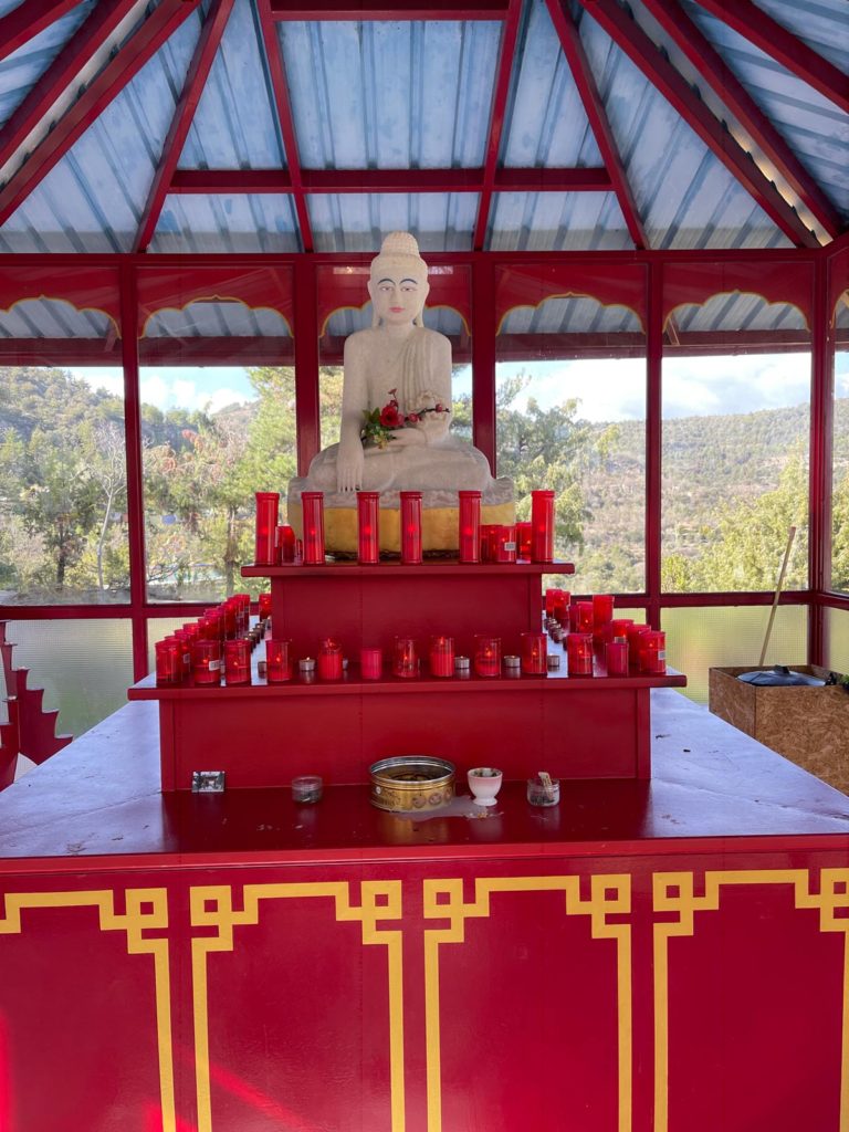 Casa de las velas Templo Budista Panillo