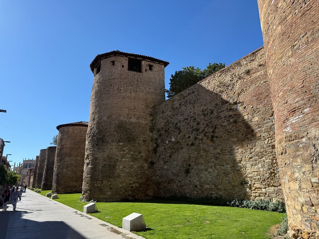 Murallas de León